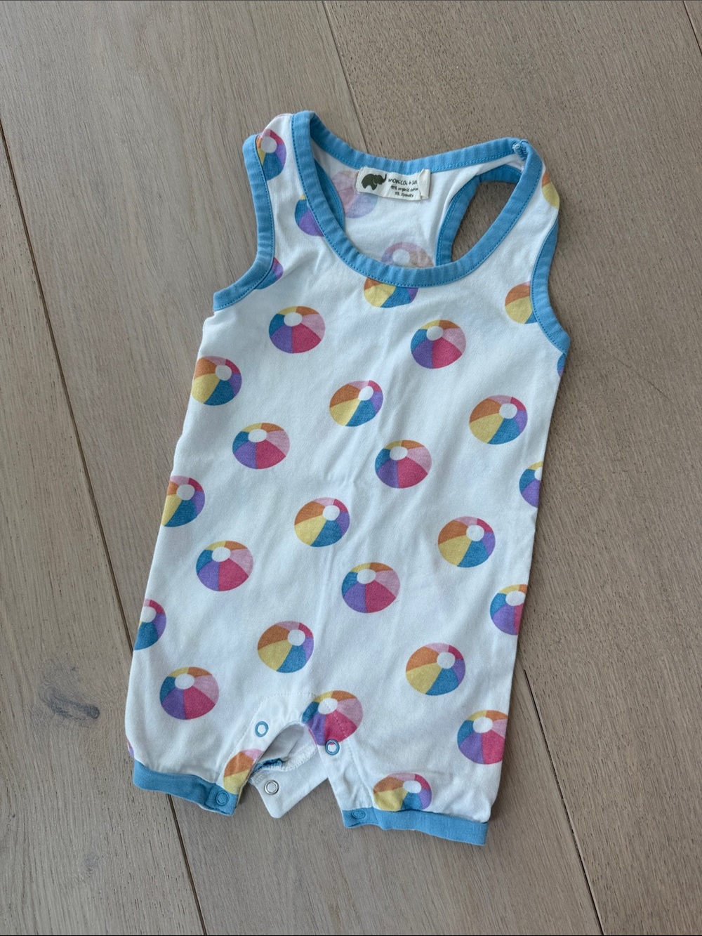 Monica + Andy Beach Ball Print One-Piece Romper - Blue Trim Unisex 3-6mo